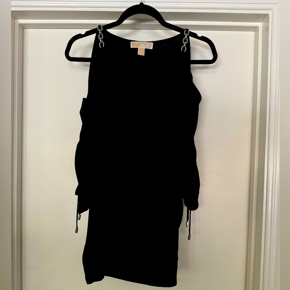 Woman’s Michael kors blouse